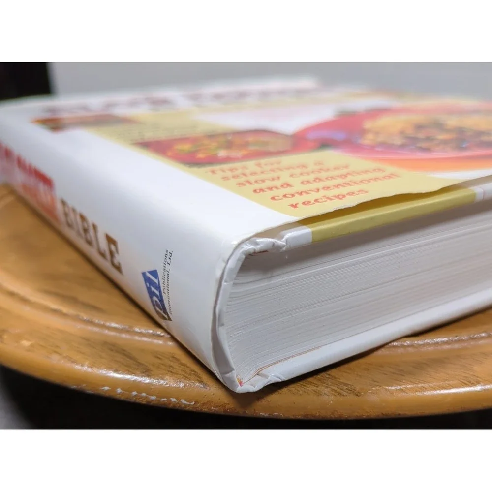 2005 The Slow Cooker Bible Favorite Brand‎ Name Recipes VTG Hardcover VERY GOOD